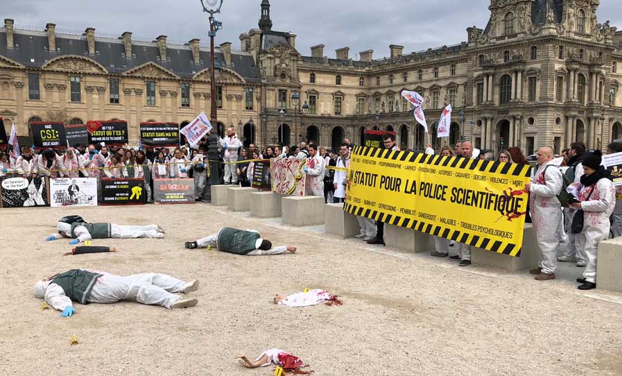 La Police Scientifique En Greve Police Scientifique